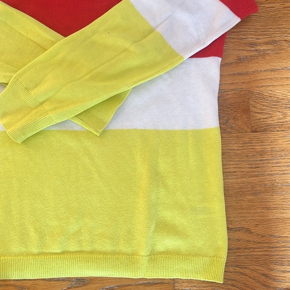 Gap Sweater - Picture 4 of 9